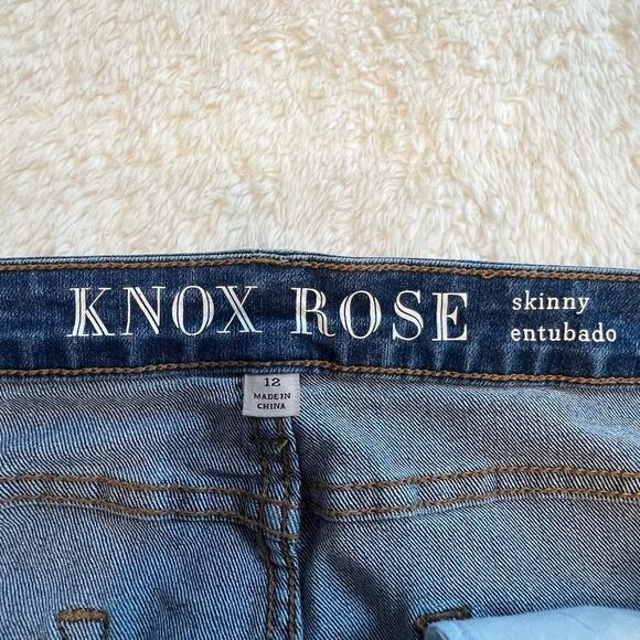 Knox Rose Women's Floral Embroidered Skinny Entubado Denim Jeans Size 12 Boho - Picture 4 of 7